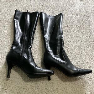 Gorgeous Nine West black boots. Not new but still in good condition.